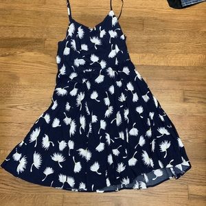 Old navy dandelion dress